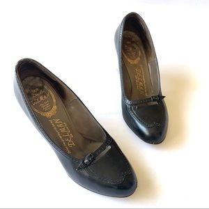 True vintage 1940s/1950s black heels